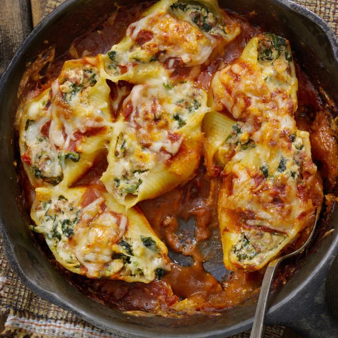 Überbackene Muschelnudeln mit Spinat-Ricotta-Füllung